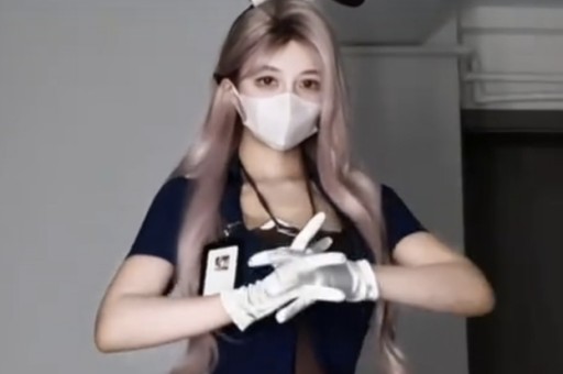 网红自曝恋情背后的流量密码：当炒作遇上女明星